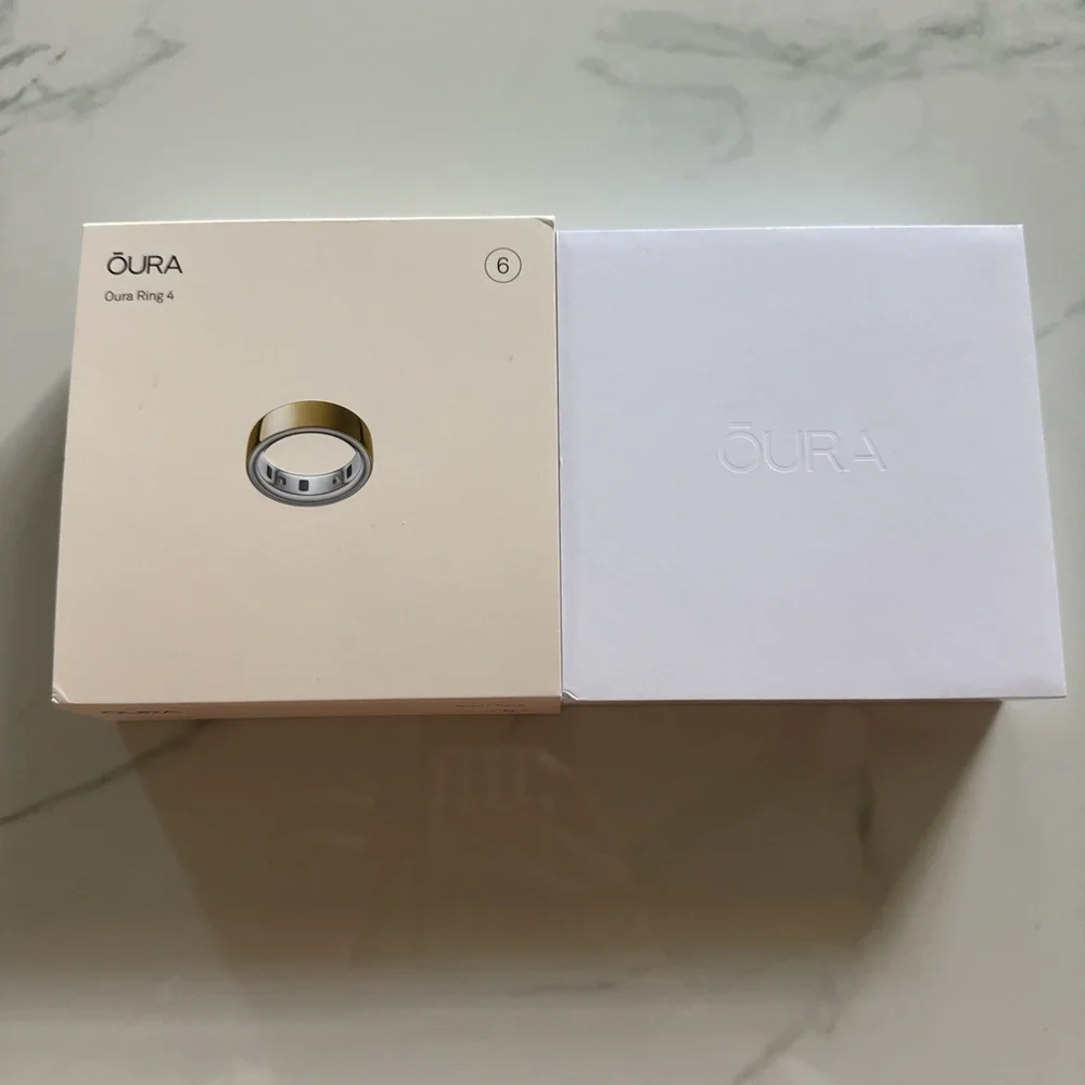 Oura Ring 4 in Elegant Gold